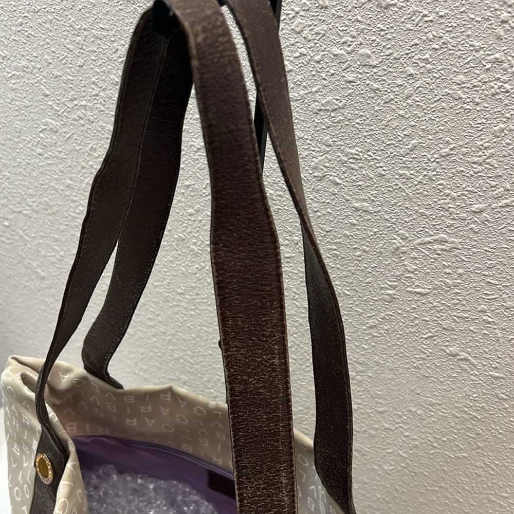 Bvlgari Tote & Matching Wallet - Picture 8 of 17